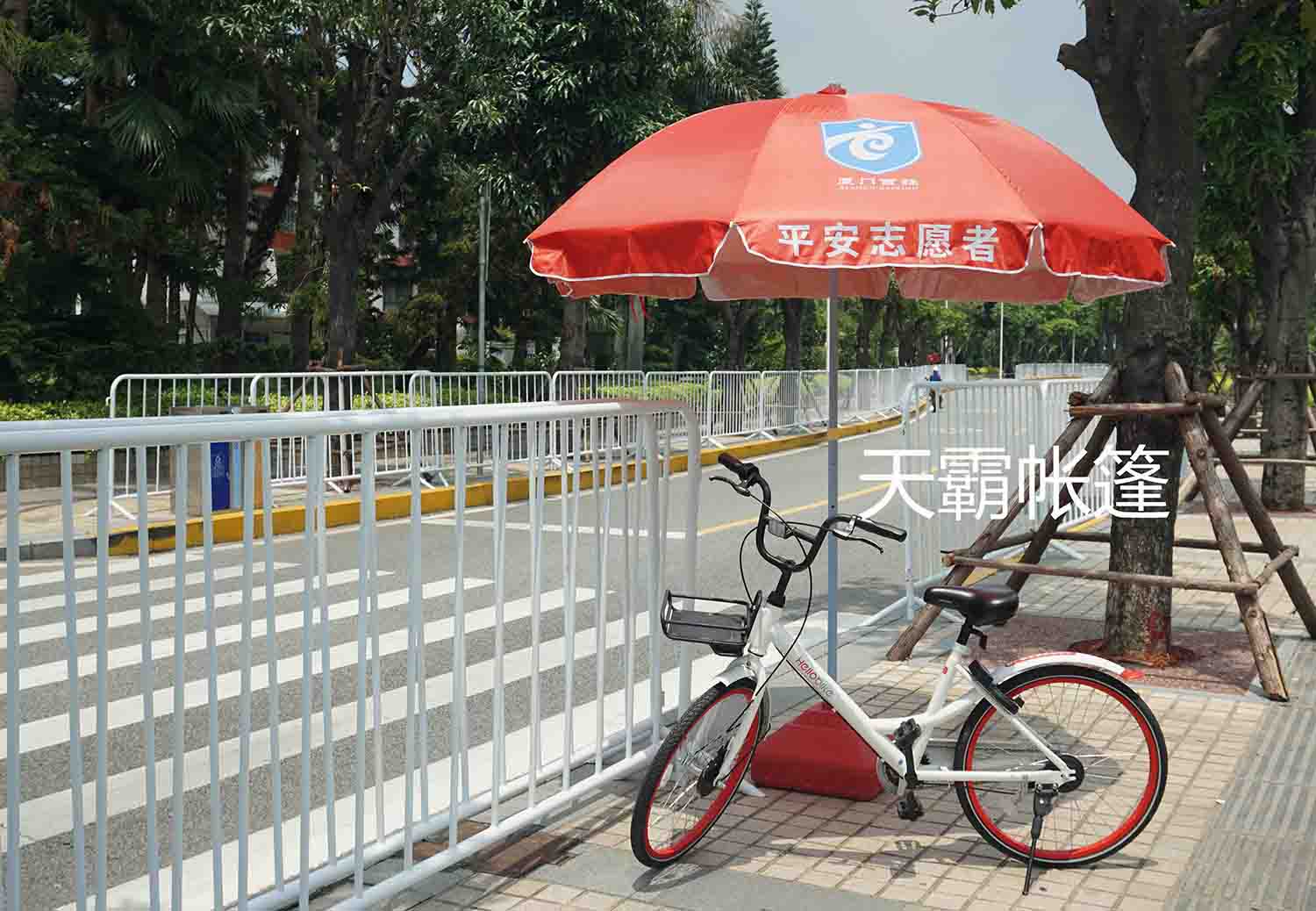 選擇天霸廣告?zhèn)愣ㄖ?，提升企業(yè)形象